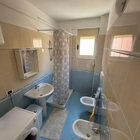 Quiet Behind Lungomare Appartamento *